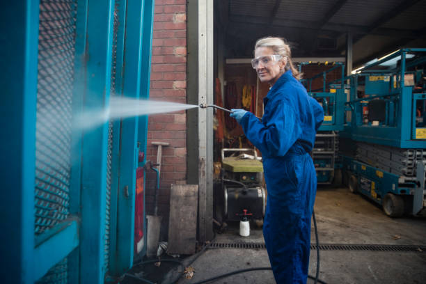 Best Animal Enclosure Cleaning  in Tool, TX